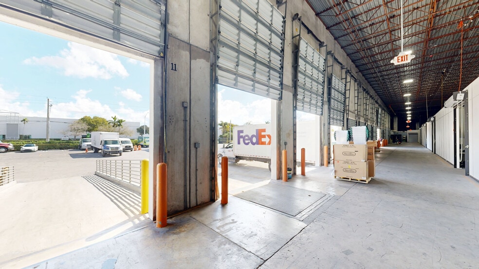 3200 NW 112th Ave, Miami, FL for lease - Matterport 3D Scan - Image 3 of 30