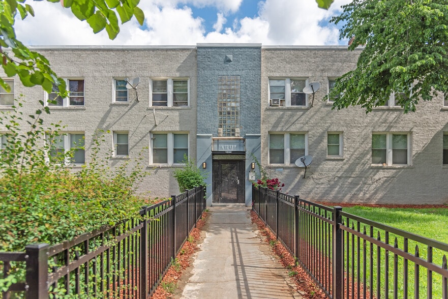 1524 F St NE, Washington, DC for sale - Building Photo - Image 1 of 16