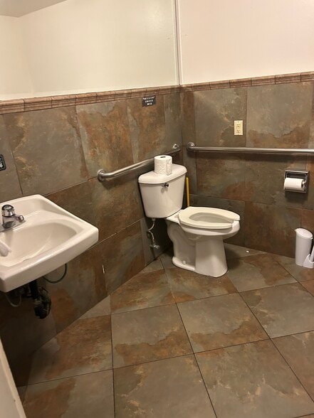 31161 Niguel Rd, Laguna Niguel, CA for lease - Building Photo - Image 3 of 9