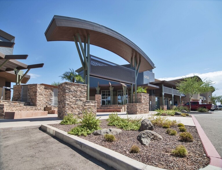 6750 W Thunderbird Rd, Peoria, AZ for lease - Building Photo - Image 1 of 3