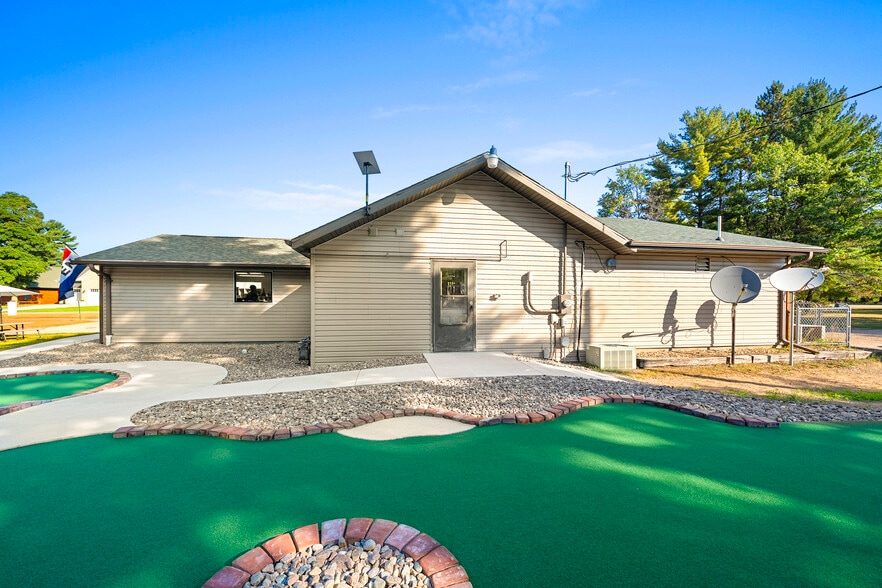 15376 County Highway W, Crivitz, WI for sale - Building Photo - Image 3 of 58