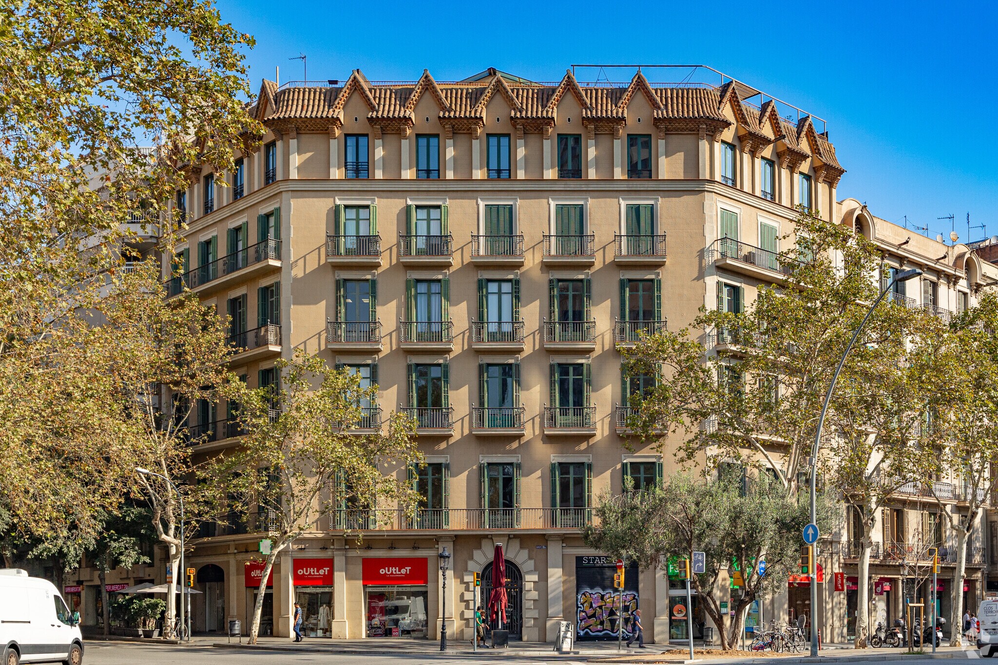 Gran Vía de les Corts Catalanes, 669B, Barcelona, Barcelona for sale Primary Photo- Image 1 of 1