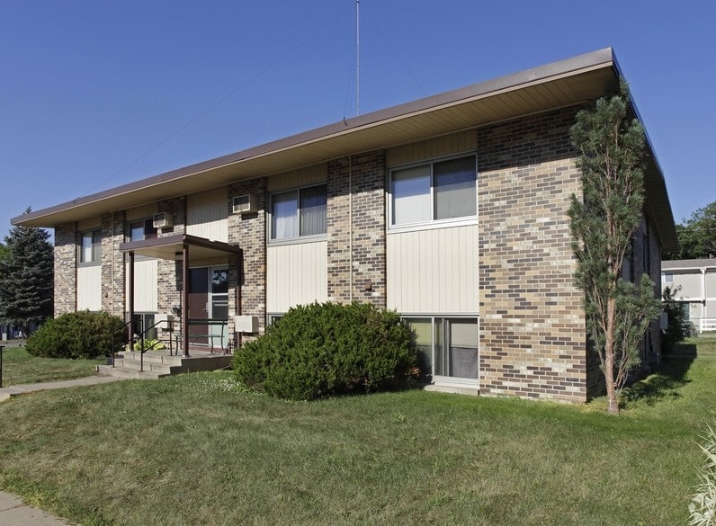 700-790 14th St, Saint Cloud, MN for sale Primary Photo- Image 1 of 1