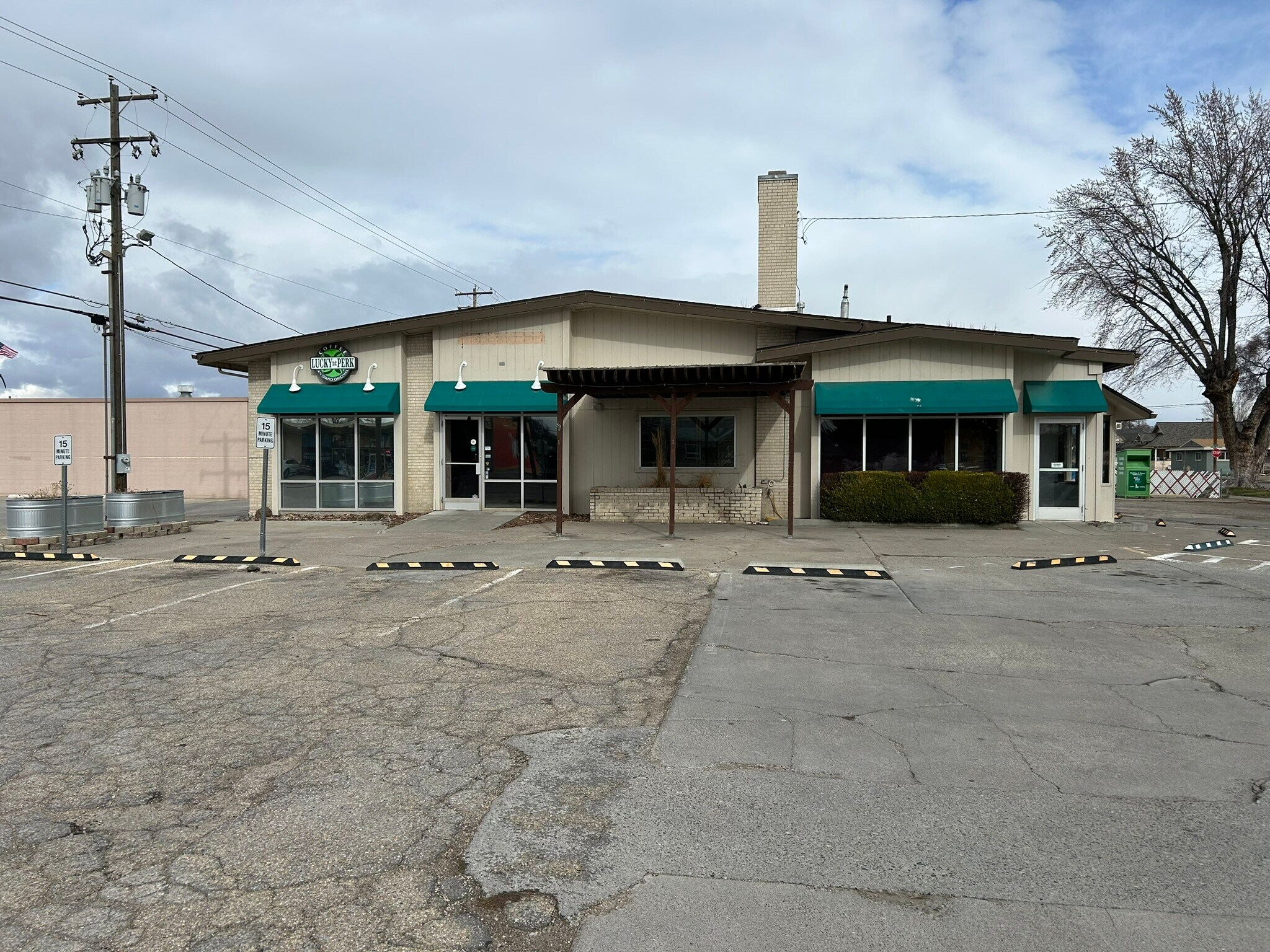390 American Legion Blvd, Mountain Home, ID for lease Building Photo- Image 1 of 8