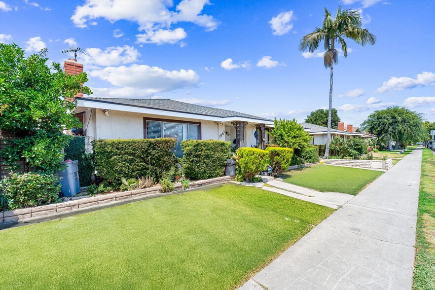 3043 Topaz Ln, Fullerton, CA for sale - Building Photo - Image 2 of 8