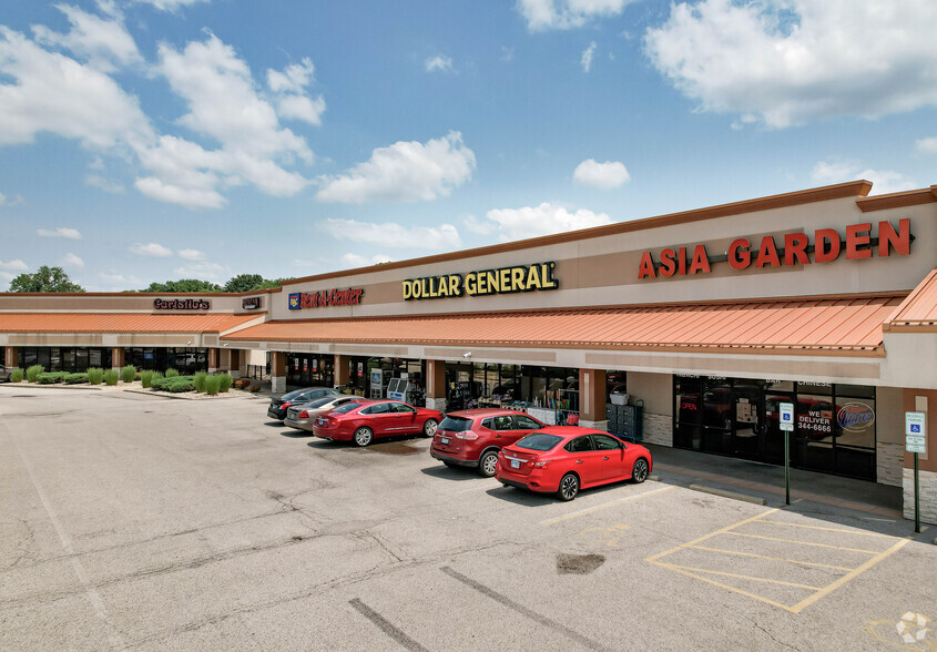 1948-1982 Vandalia St, Collinsville, IL for lease - Building Photo - Image 1 of 18