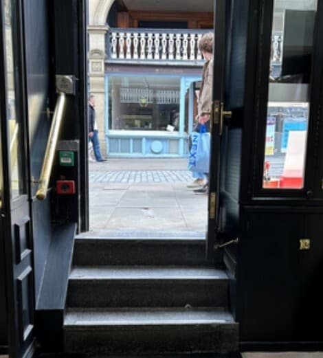 2-4 Eastgate St, Chester for lease Interior Photo- Image 1 of 3