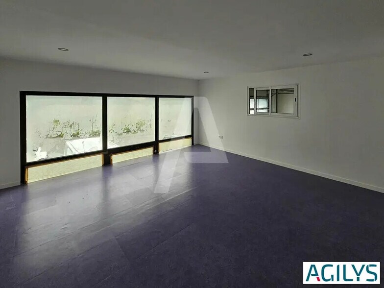 Flex in Villebon-sur-Yvette for sale - Interior Photo - Image 3 of 6