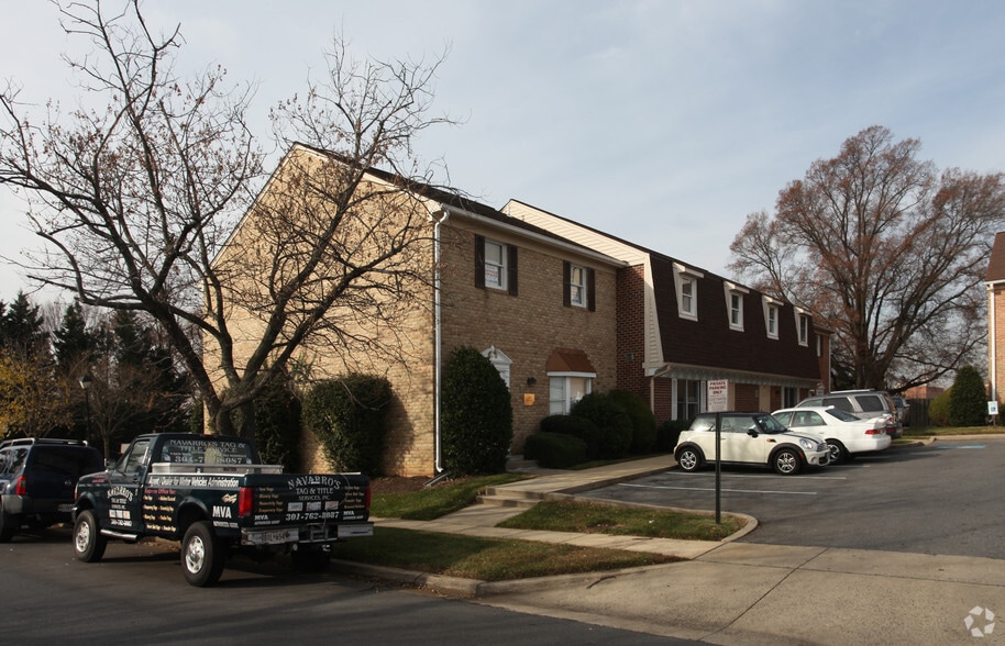 751 Rockville Pike, Rockville, MD for lease - Building Photo - Image 2 of 2