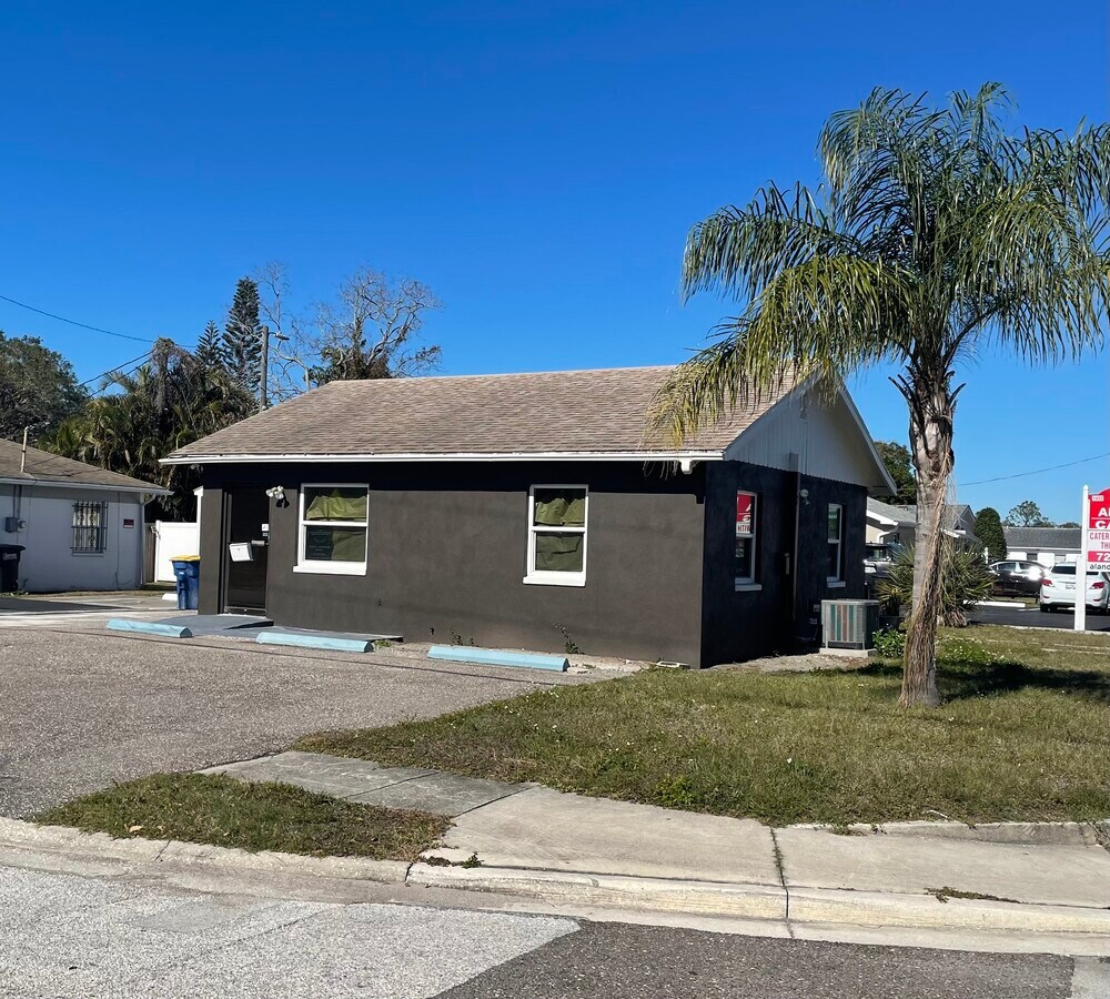 1496 S Missouri Ave, Clearwater, FL 33756