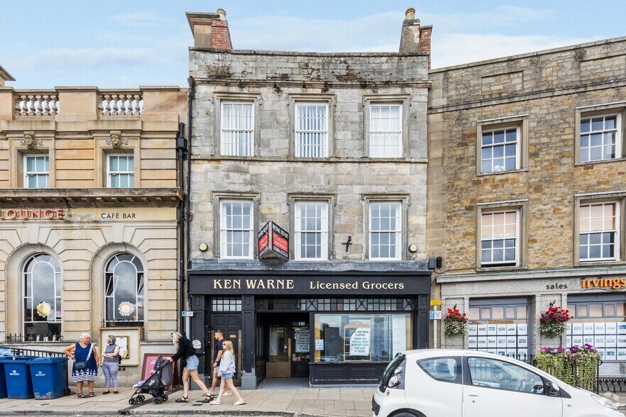 22 Market Pl, Richmond for lease - Building Photo - Image 2 of 2