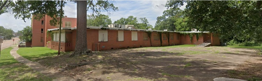 300 N Jackson St, Brookhaven, MS for sale - Building Photo - Image 2 of 6
