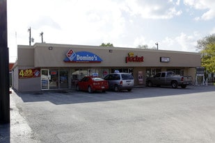 129-137 Bandera Rd, San Antonio TX - Convenience Store