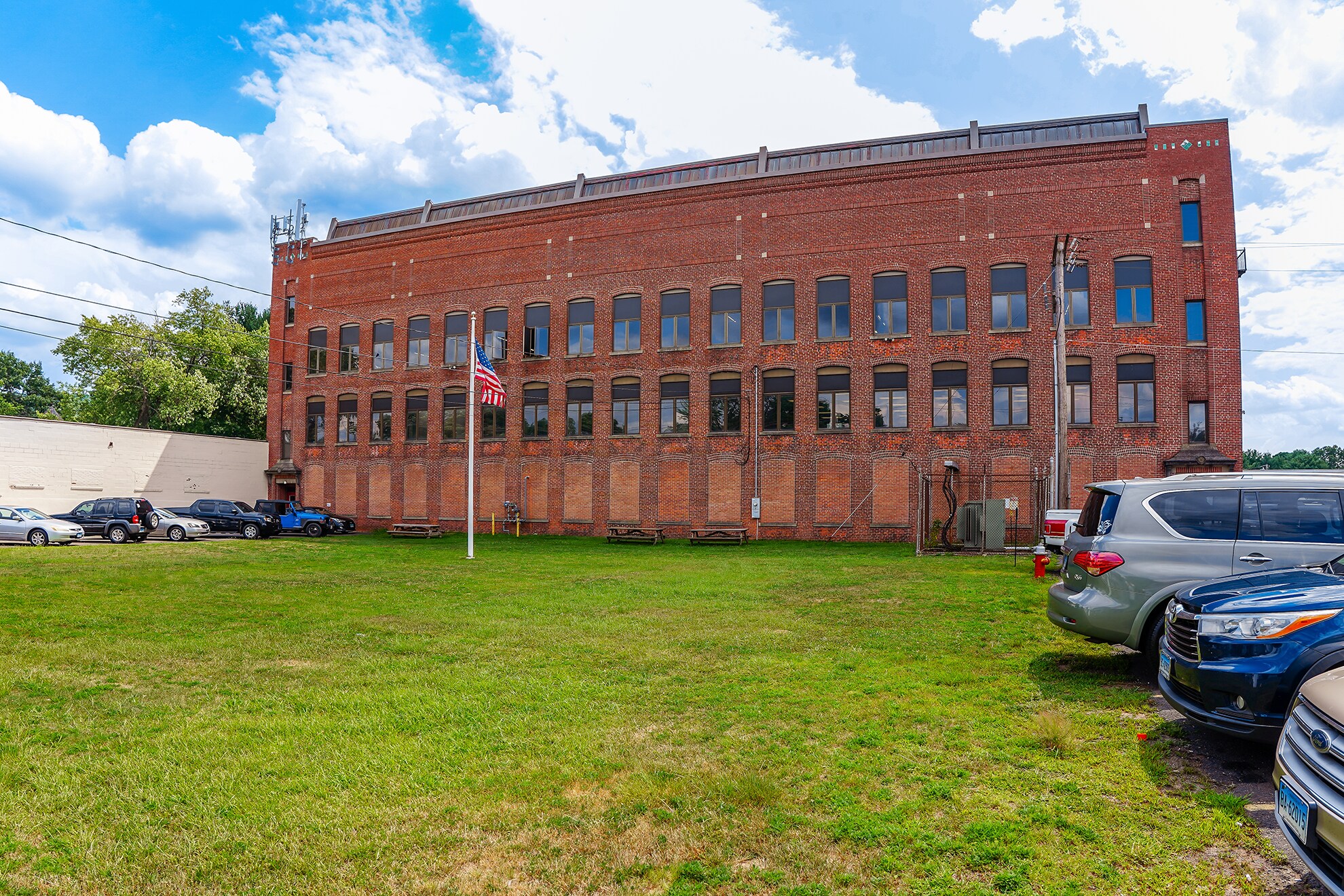 336 Woodford Ave, Plainville, CT for sale Building Photo- Image 1 of 1