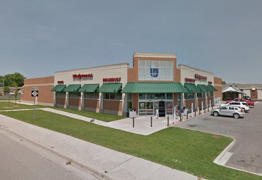 991 S Main St, Cheboygan, MI for sale - Building Photo - Image 1 of 2