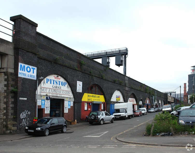 Norton St, Salford for lease - Building Photo - Image 2 of 5