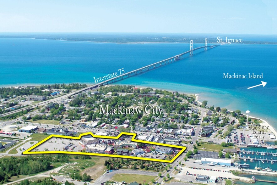 312 S Huron Ave, Mackinaw City, MI for sale - Primary Photo - Image 1 of 1