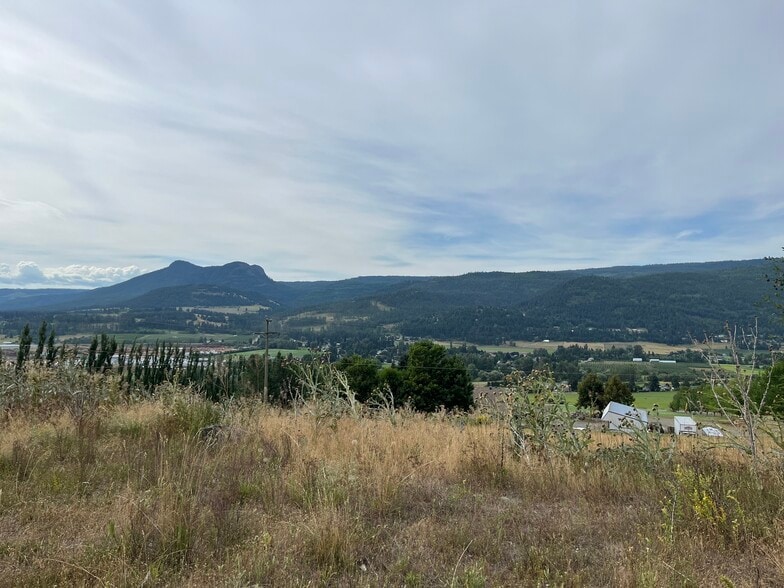 6615 Buchanan Rd, Coldstream, BC for lease - Building Photo - Image 3 of 3