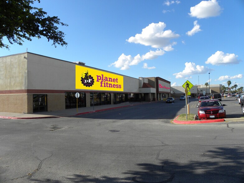 455 S Bibb Ave, Eagle Pass, TX for sale - Building Photo - Image 1 of 1