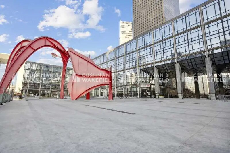 Office in Courbevoie for lease Building Photo- Image 1 of 2