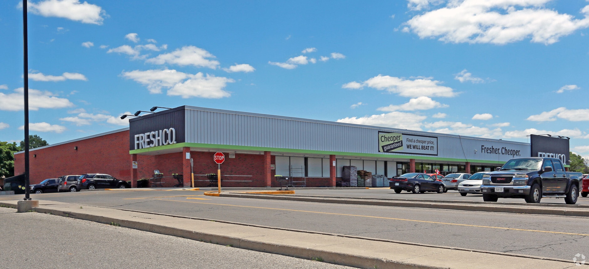 720 Westmount Rd E, Kitchener, ON N2E 2M6