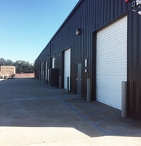 Industrial Suite Available for Lease - Warehouse