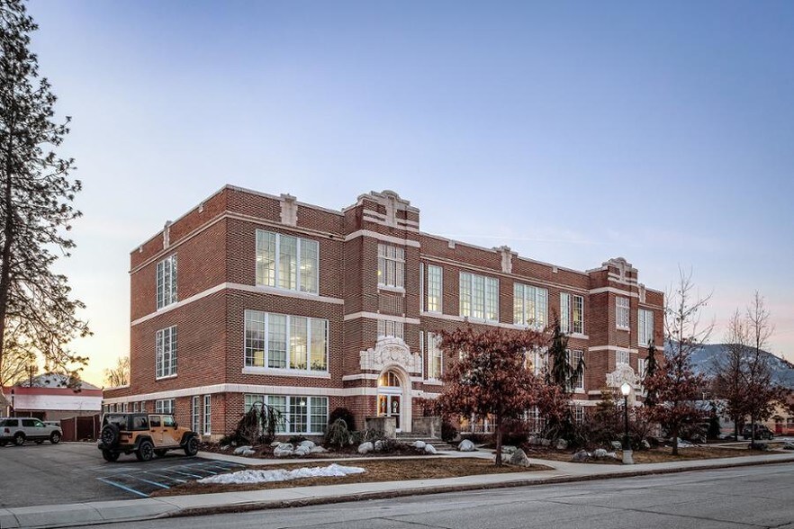 102 S Euclid Ave, Sandpoint, ID for sale - Building Photo - Image 1 of 1