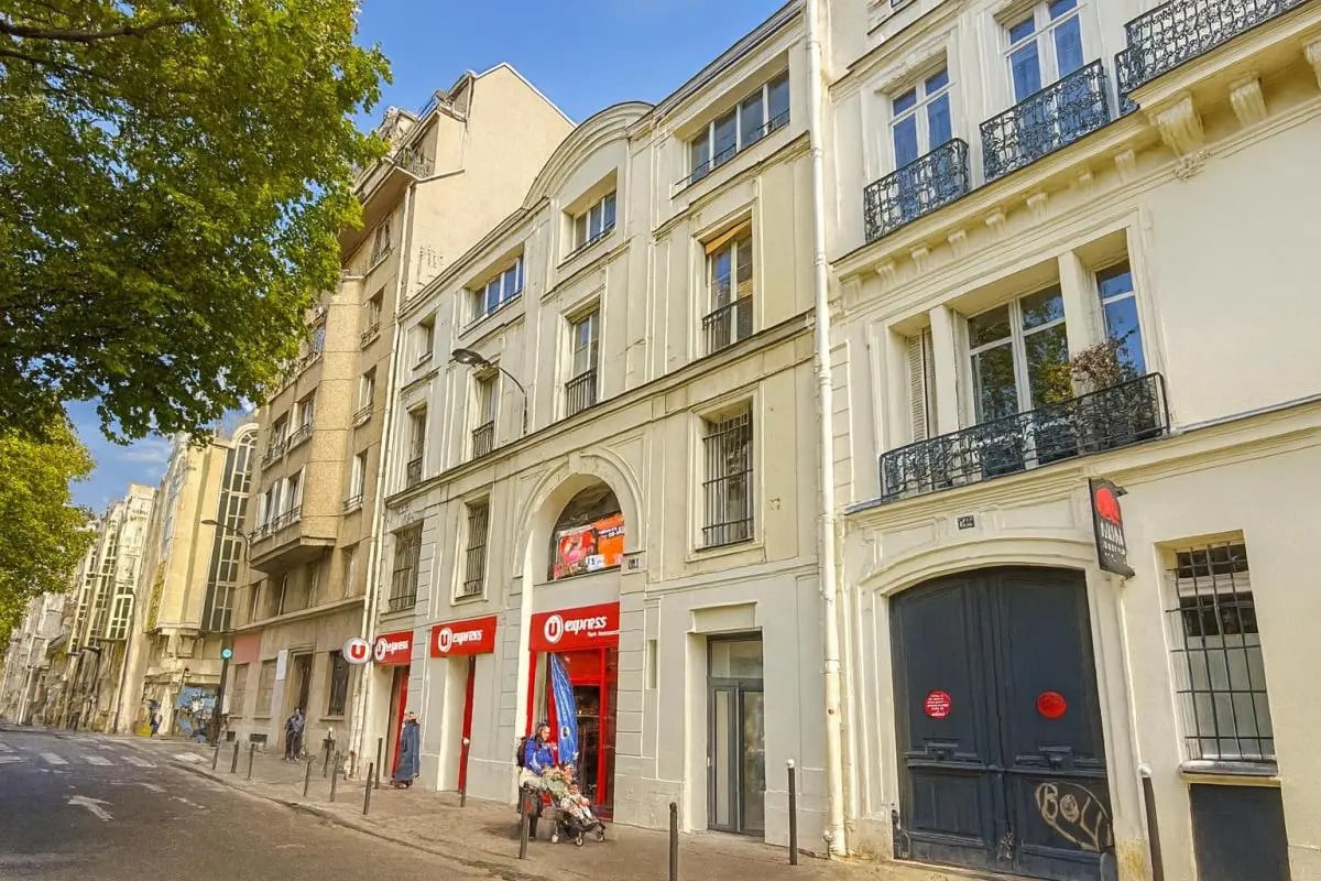 Office in Paris for lease Building Photo- Image 1 of 16