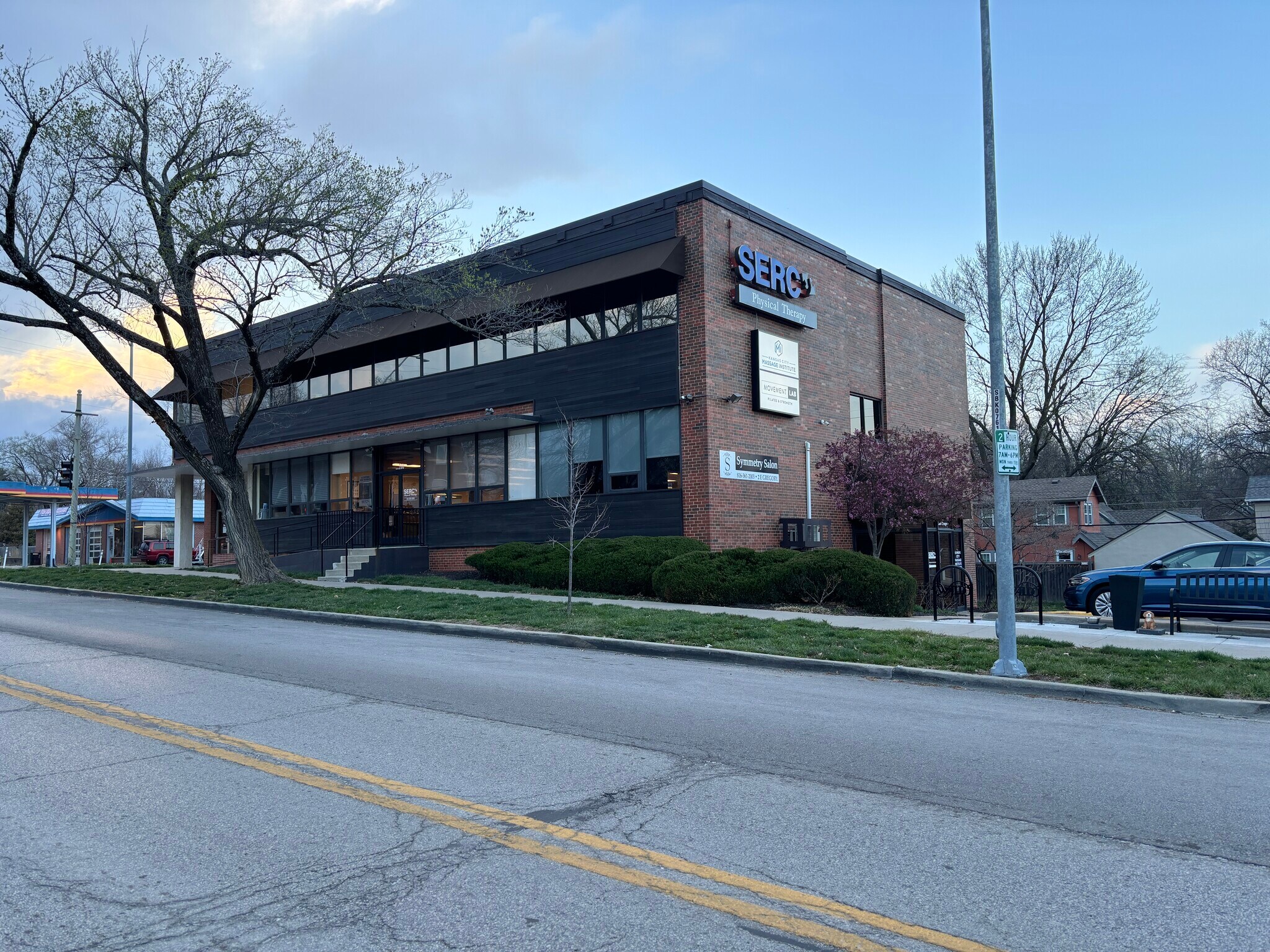 2 E Gregory Blvd, Kansas City, MO for sale Building Photo- Image 1 of 1