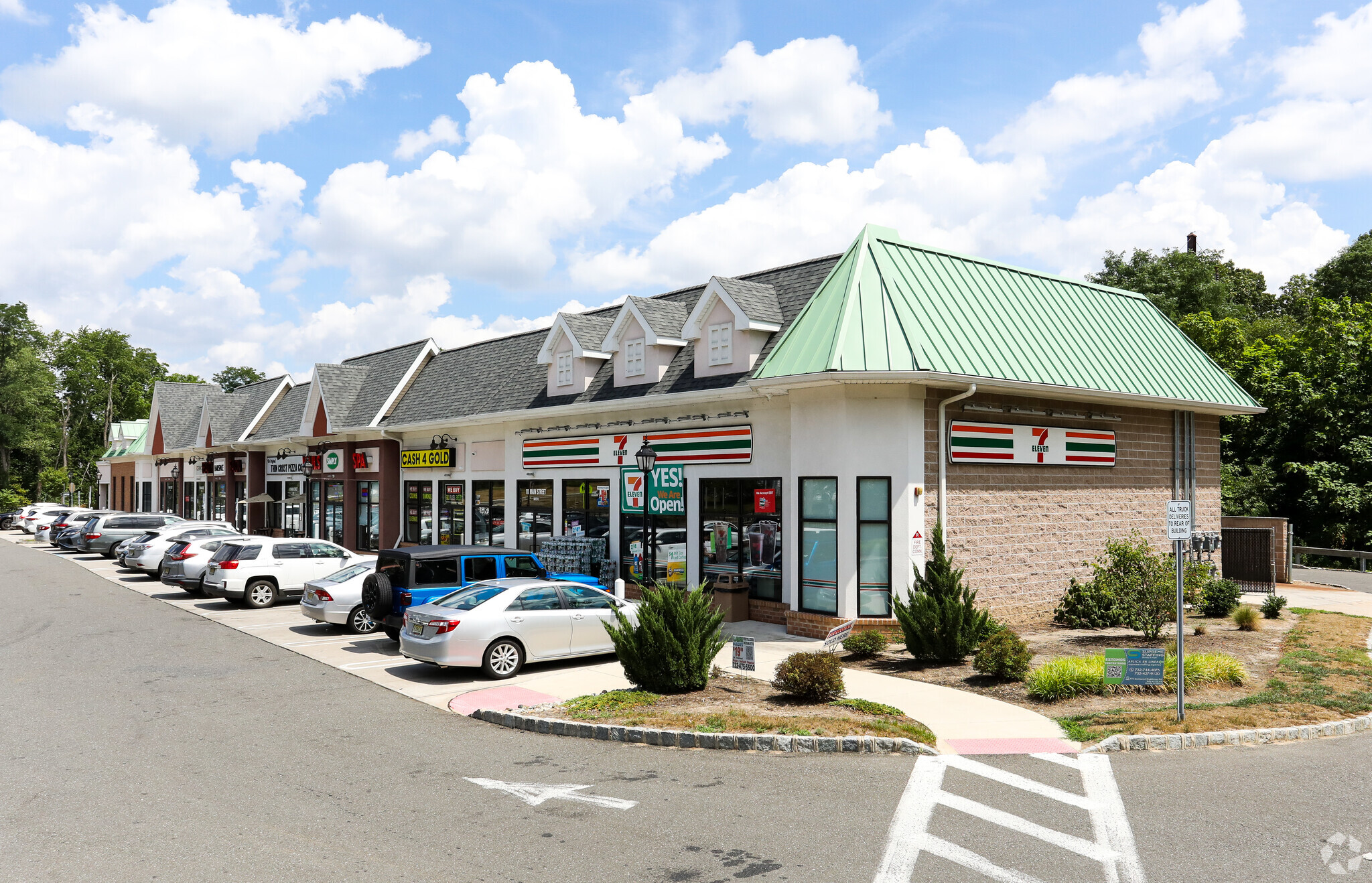 111 Main St, East Brunswick, NJ for lease Building Photo- Image 1 of 6