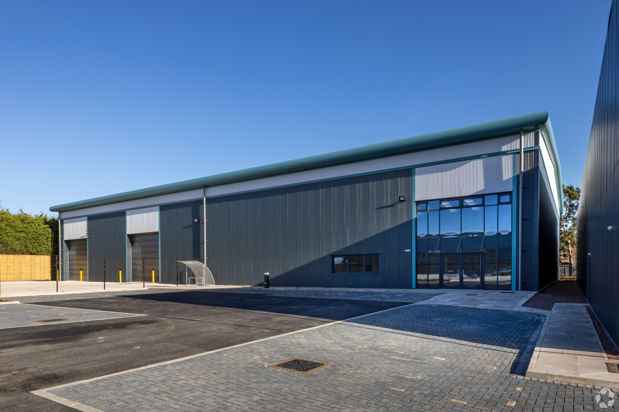 Ashmore Lake Way, Willenhall for sale Primary Photo- Image 1 of 1