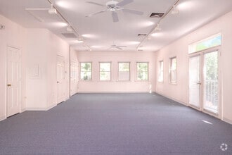 1041 Sterling Rd, Herndon, VA for lease Interior Photo- Image 1 of 4