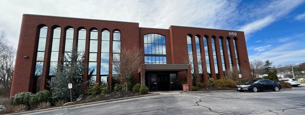 1150 Reservoir Ave, Cranston, RI for sale - Building Photo - Image 2 of 4