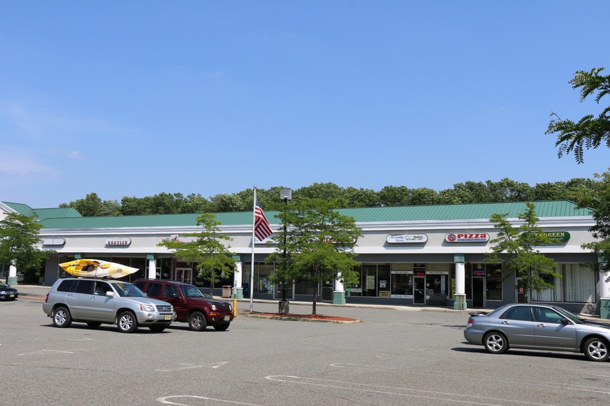 5716 Berkshire Valley Rd, Oak Ridge, NJ 07438 Retail Space for Lease
