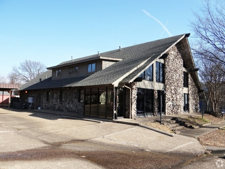 2904 Jenny Lind Rd, Fort Smith, AR for sale - Building Photo - Image 1 of 1