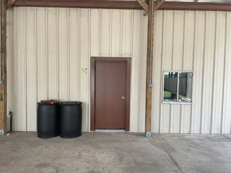 20814 Sleepy Hollow Ln, Spring, TX for sale - Building Photo - Image 2 of 12