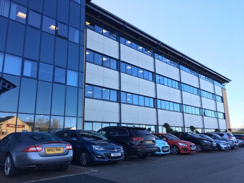 Liverpool Rd, Burnley for lease - Building Photo - Image 3 of 9