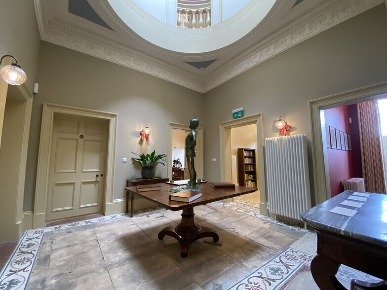 101 George, Dumfries for lease - Interior Photo - Image 2 of 13