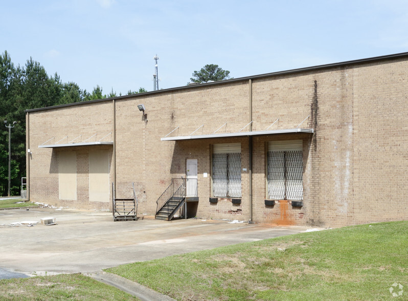 5950 Fulton Industrial Blvd SW, Atlanta, GA for lease - Building Photo - Image 2 of 3