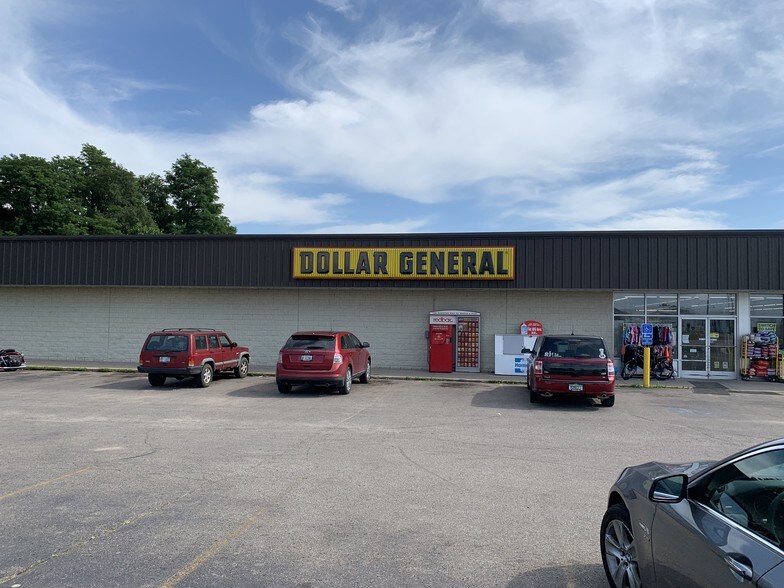 517 W Chicago Rd, White Pigeon, MI 49099