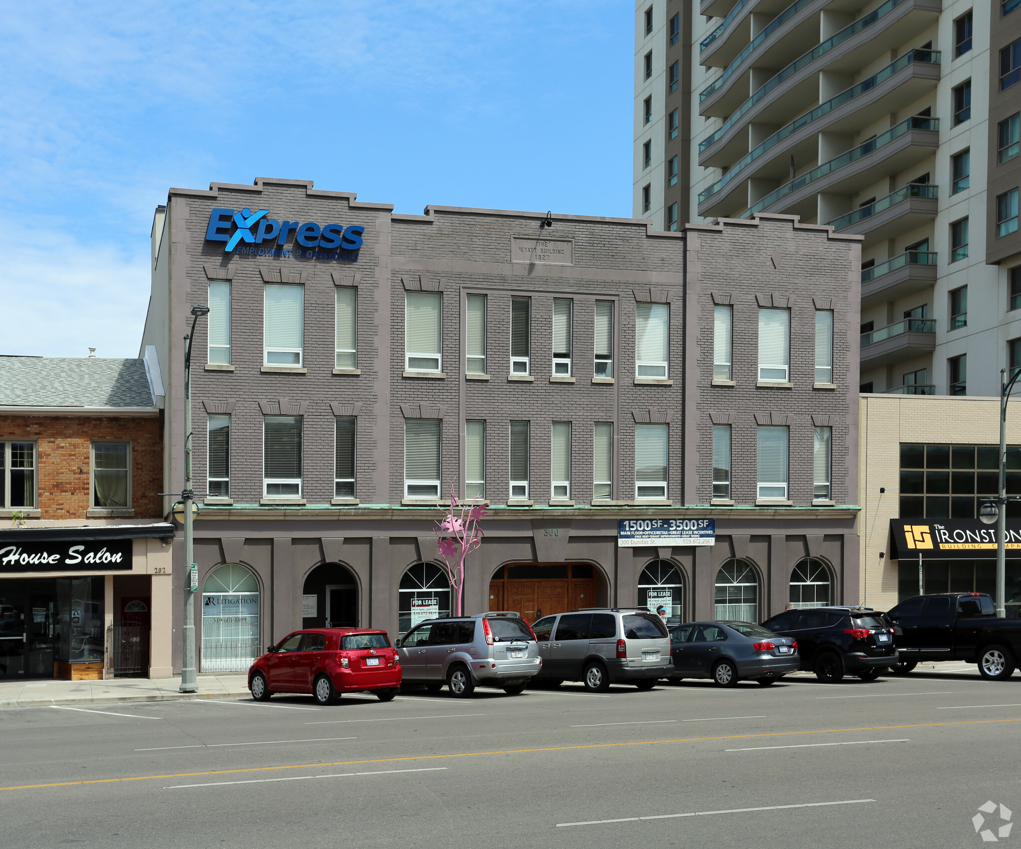 300 Dundas St, London, ON for lease Primary Photo- Image 1 of 3