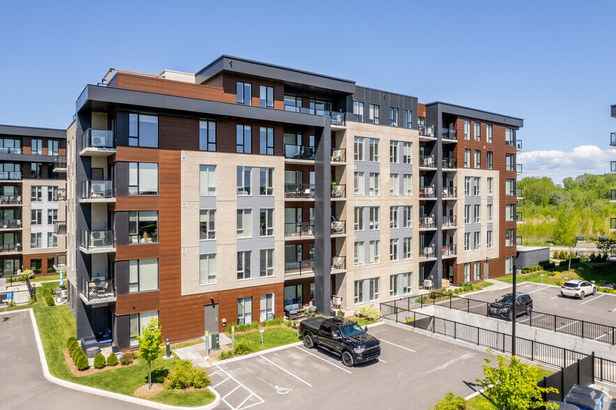 950-980 Av Pierre-Dansereau, Terrebonne, QC for lease - Building Photo - Image 3 of 4