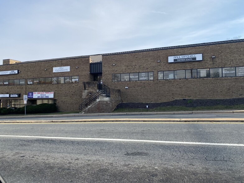 12450 Parklawn Dr, Rockville, MD for lease - Building Photo - Image 2 of 7