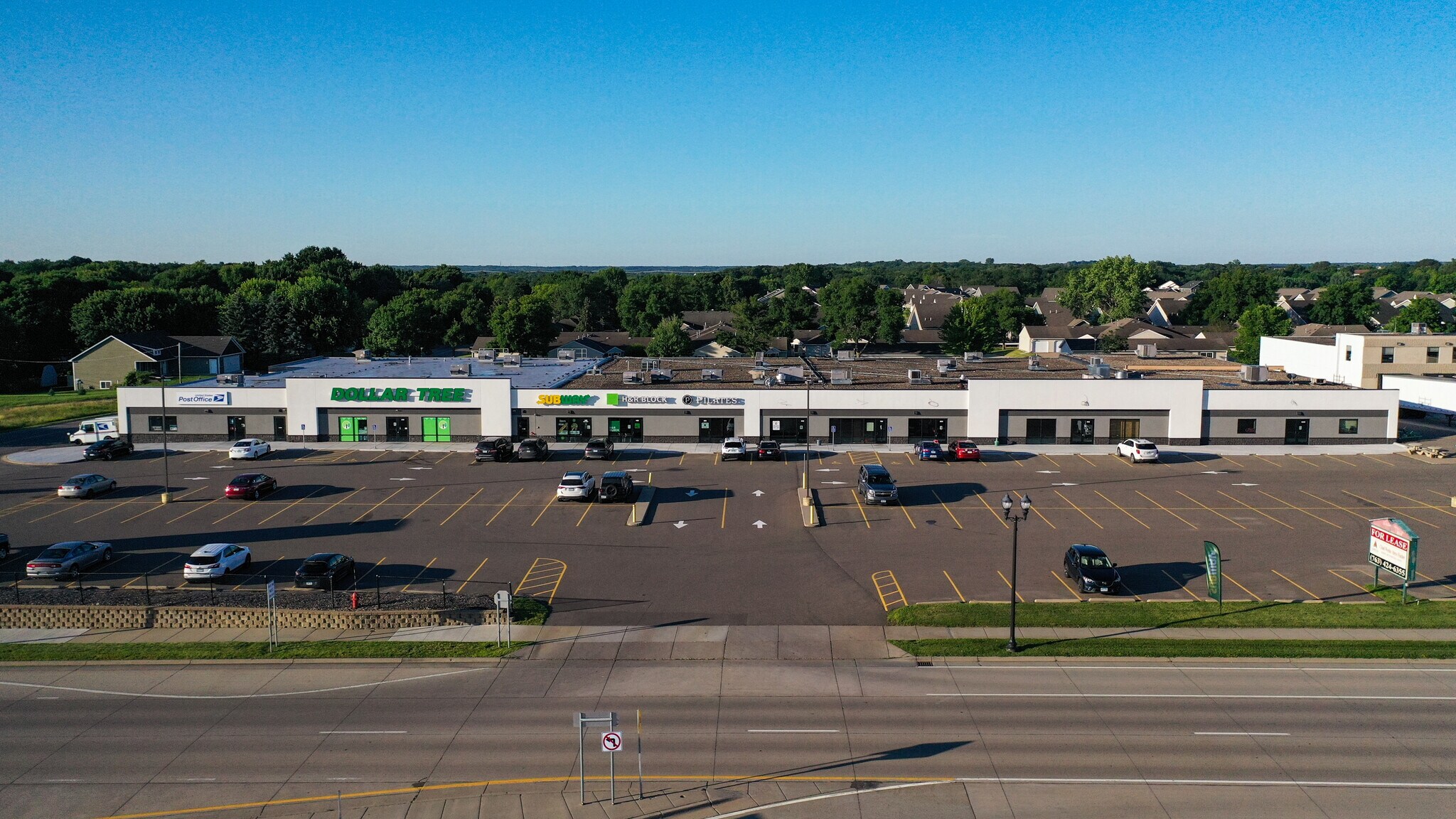 403-405 Central Ave E, Saint Michael, MN for lease Building Photo- Image 1 of 10