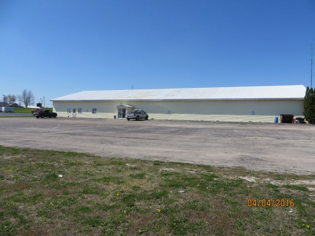 113 N Williams Industrial Dr, Pittsfield, IL for sale - Primary Photo - Image 3 of 37