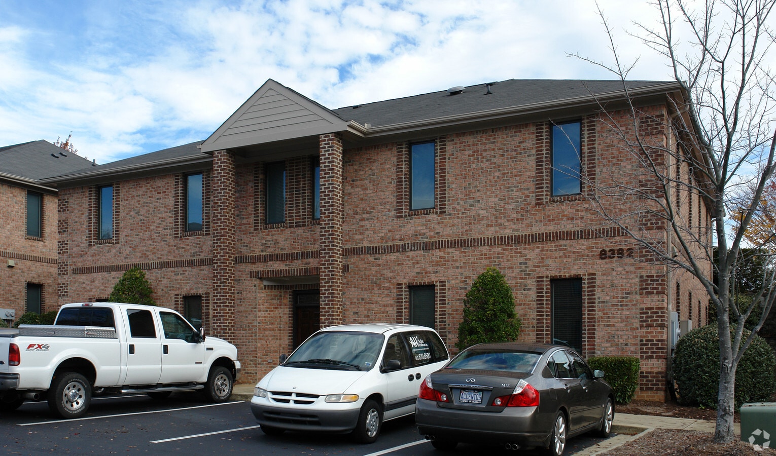 8382 Six Forks Rd, Raleigh, NC 27615