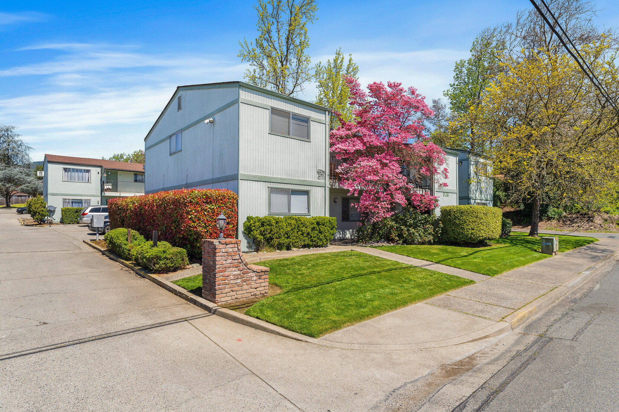 926 NE D St, Grants Pass, OR for sale Primary Photo- Image 1 of 1