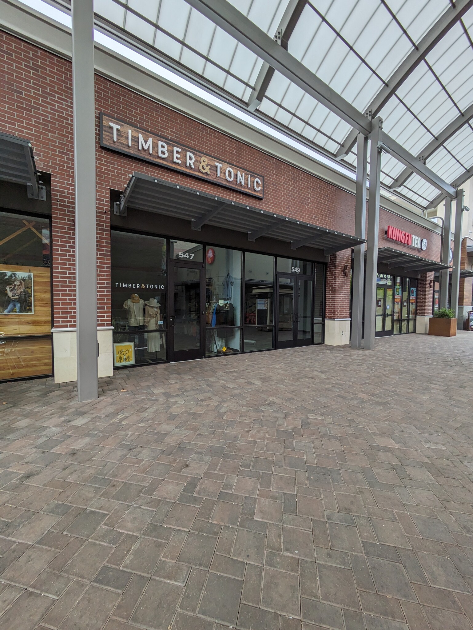 501-1093 Medford Ctr, Medford, OR for lease Building Photo- Image 1 of 2