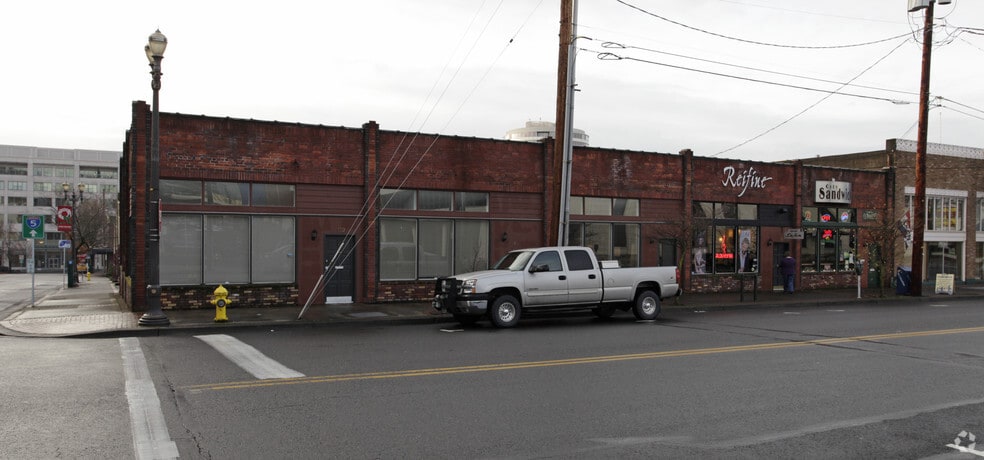 113-119 E 8th St, Vancouver, WA for lease - Building Photo - Image 3 of 4