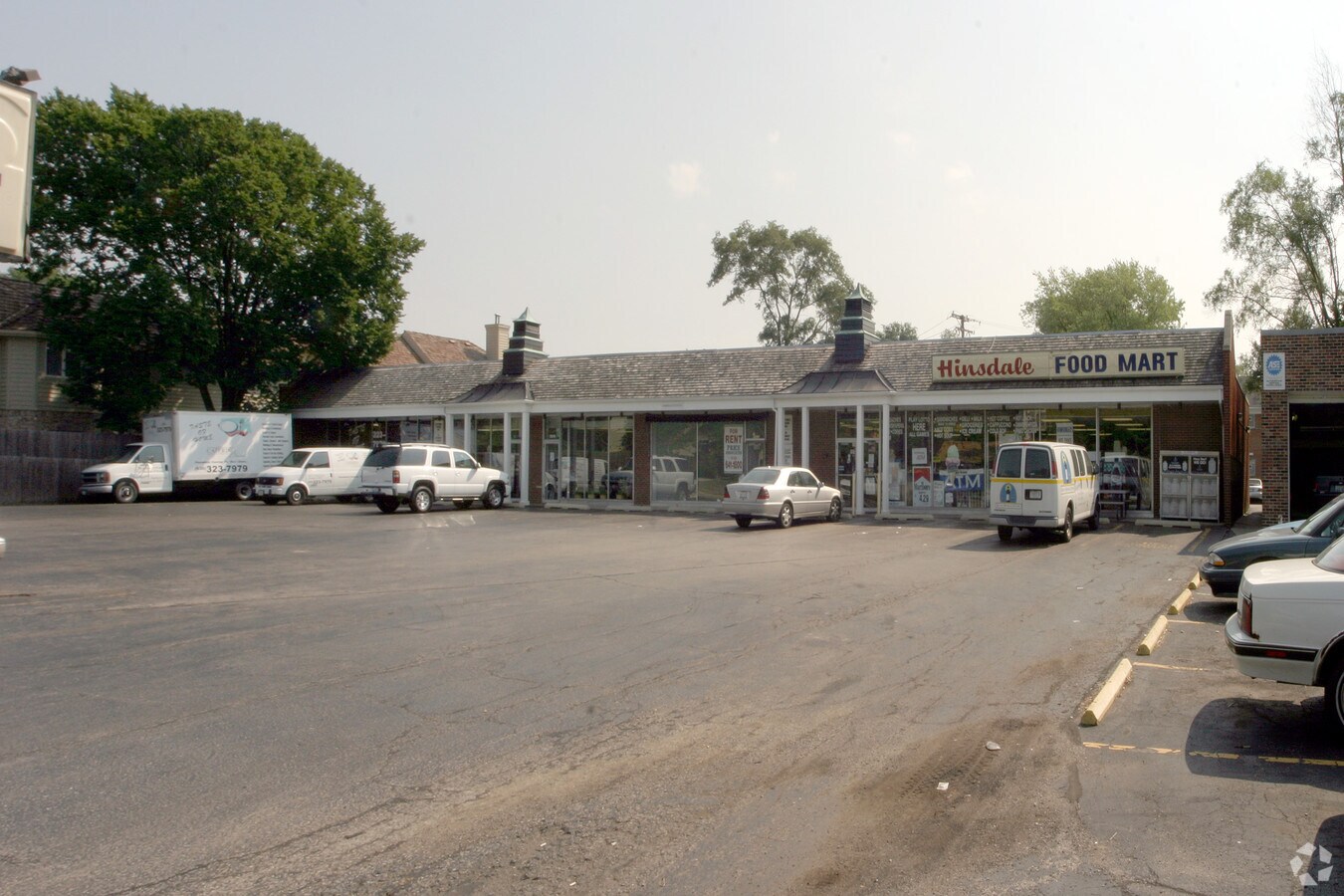 58115823 S Madison St, Hinsdale, IL 60521